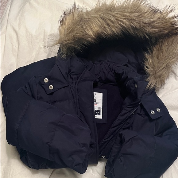 GAP Dark Blue Puffer Jacket with Faux Fur Trim